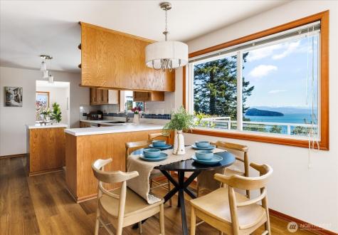 4444 Norris Lane Oak Harbor WA 98277
