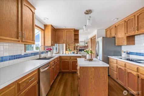 4444 Norris Lane Oak Harbor WA 98277