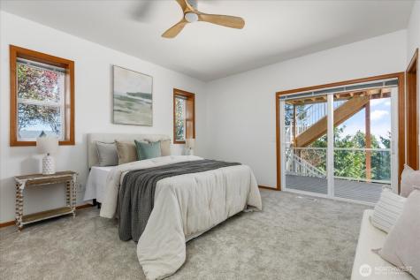 4444 Norris Lane Oak Harbor WA 98277