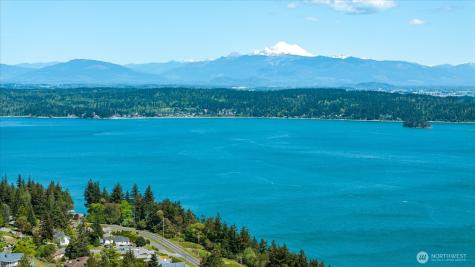 4444 Norris Lane Oak Harbor WA 98277