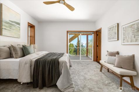 4444 Norris Lane Oak Harbor WA 98277