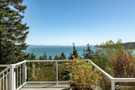 4444 Norris Lane Oak Harbor WA 98277