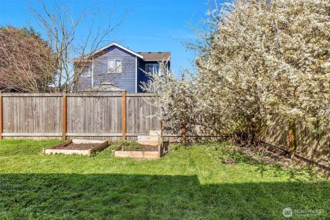 6945 282 Place NW Stanwood WA 98292