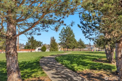 6945 282 Place NW Stanwood WA 98292