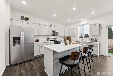 1468 Pecheos Avenue Buckley WA 98321
