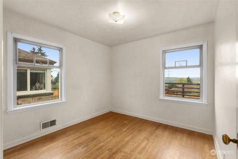 4345 12th Avenue S Seattle WA 98108
