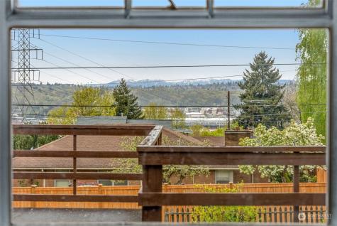 4345 12th Avenue S Seattle WA 98108