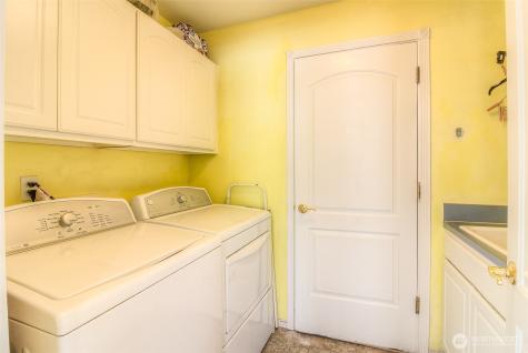 7512 Olmstead Court Yakima WA 98908