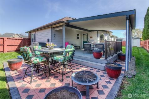 7512 Olmstead Court Yakima WA 98908