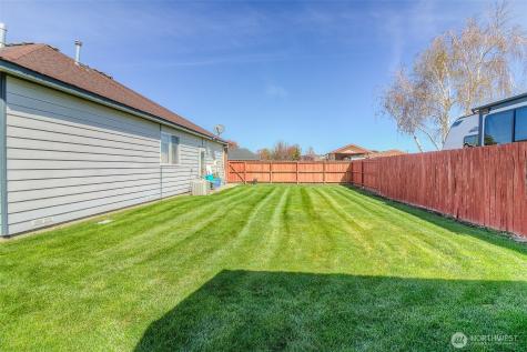 7512 Olmstead Court Yakima WA 98908