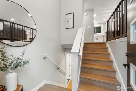 2503 Natalie Steilacoom WA 98388