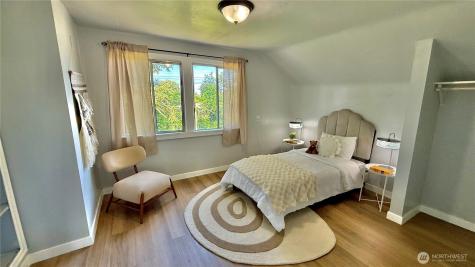 1715 S 40th Street Tacoma WA 98418