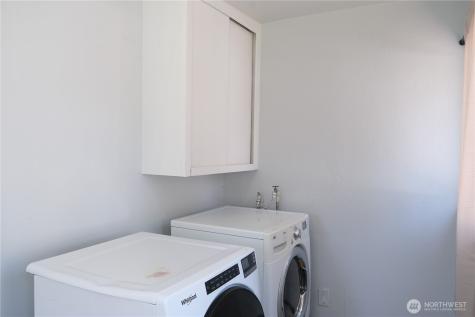 1715 S 40th Street Tacoma WA 98418