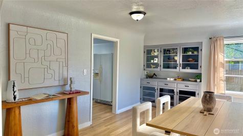 1715 S 40th Street Tacoma WA 98418