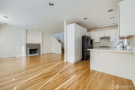 608 Bellevue Way SE Bellevue WA 98004