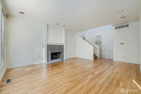 608 Bellevue Way SE Bellevue WA 98004