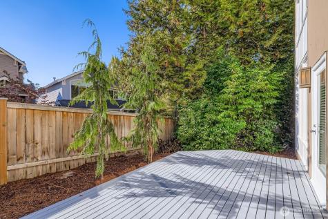 608 Bellevue Way SE Bellevue WA 98004