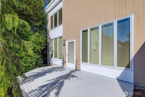 608 Bellevue Way SE Bellevue WA 98004