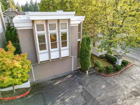 608 Bellevue Way SE Bellevue WA 98004