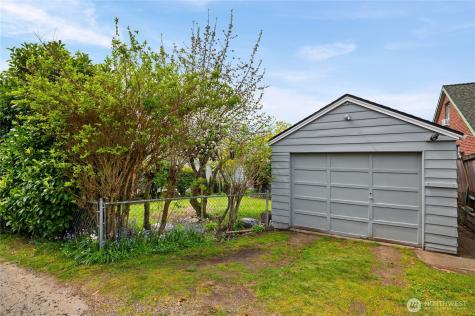 1110 Hayward Avenue Bremerton WA 98310