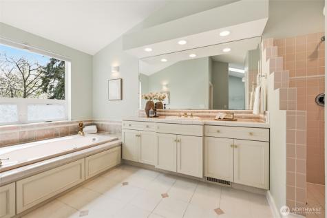 12311 87th Court NE Kirkland WA 98034