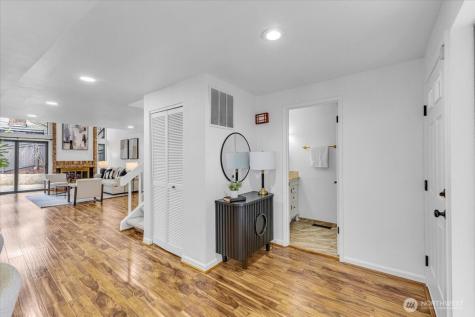 161 142nd Place NE Bellevue WA 98007