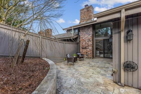 161 142nd Place NE Bellevue WA 98007
