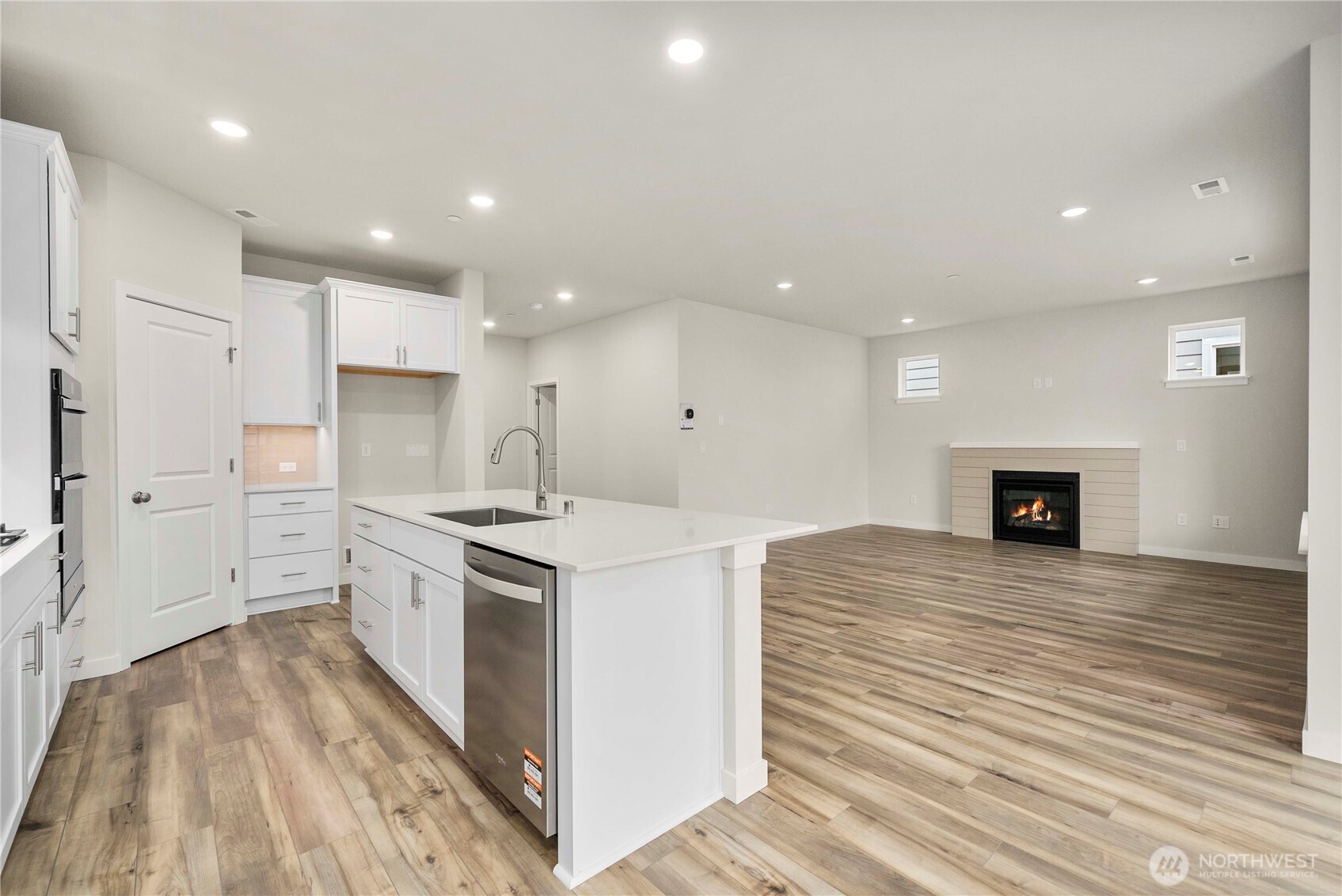 3986 Flat Top Drive Bremerton WA 98312