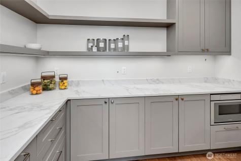 6950 SE Maker Street Mercer Island WA 98040