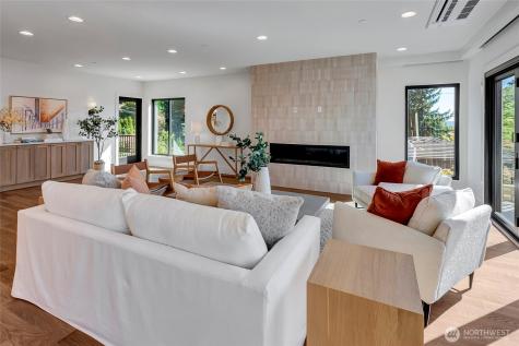 6950 SE Maker Street Mercer Island WA 98040