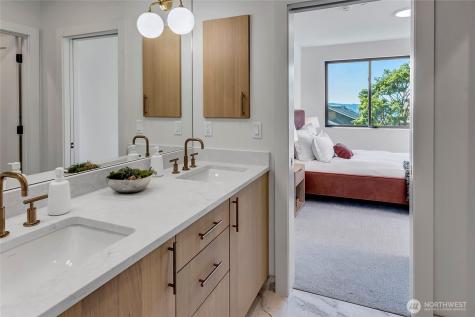 6950 SE Maker Street Mercer Island WA 98040