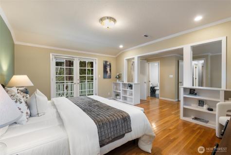 1036 146th Avenue SE Bellevue WA 98007