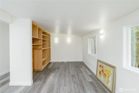 251 Washington Harbor Road Sequim WA 98382