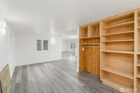 251 Washington Harbor Road Sequim WA 98382