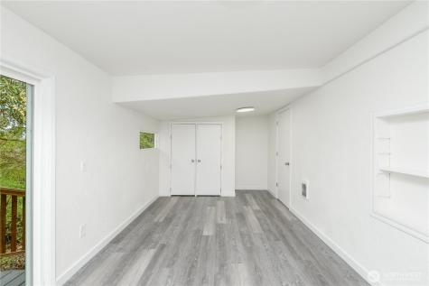 251 Washington Harbor Road Sequim WA 98382