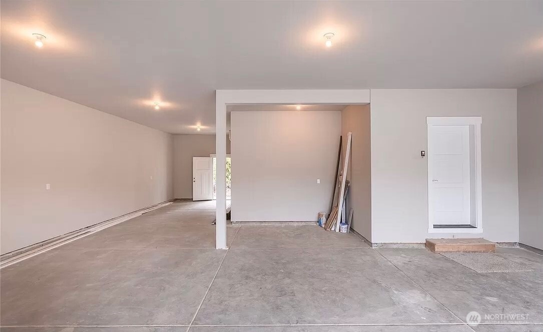 15915 261st Avenue E Buckley WA 98321