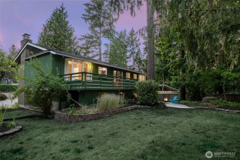 12822 NE 68th Street Kirkland WA 98033