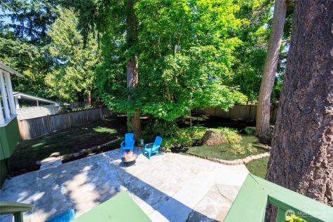 12822 NE 68th Street Kirkland WA 98033