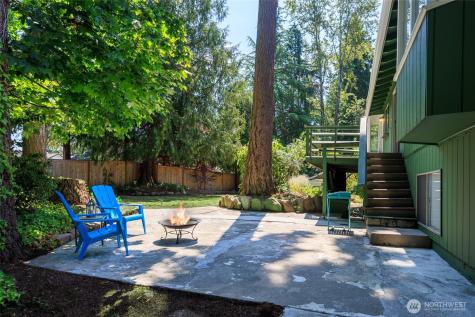 12822 NE 68th Street Kirkland WA 98033