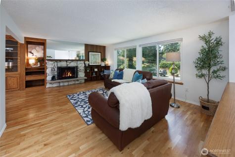 12822 NE 68th Street Kirkland WA 98033