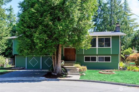 12822 NE 68th Street Kirkland WA 98033