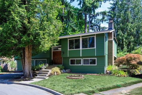 12822 NE 68th Street Kirkland WA 98033