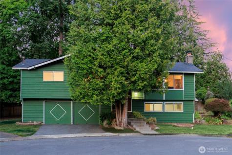 12822 NE 68th Street Kirkland WA 98033