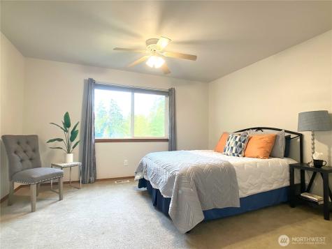 5530 55th Loop SE Olympia WA 98513
