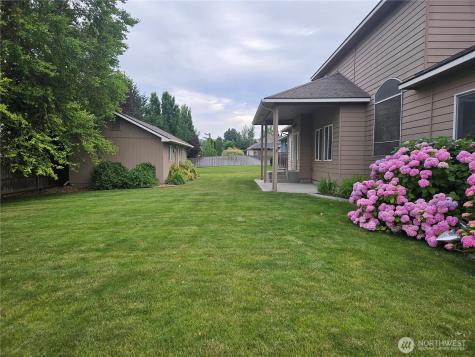 1240 Vintage Avenue Richland WA 99352