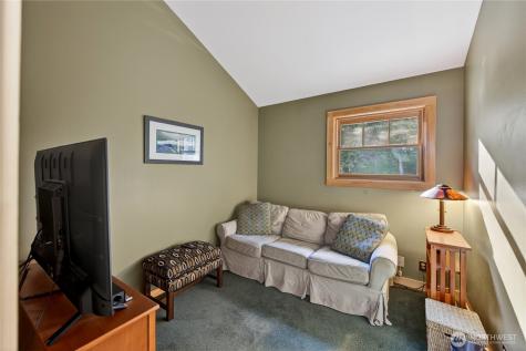 19 Two Rivers Road Mazama WA 98833
