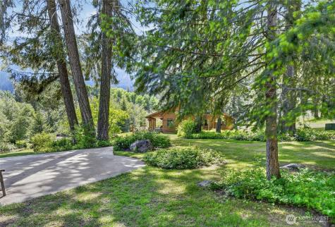 19 Two Rivers Road Mazama WA 98833