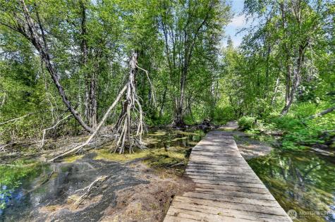 19 Two Rivers Road Mazama WA 98833