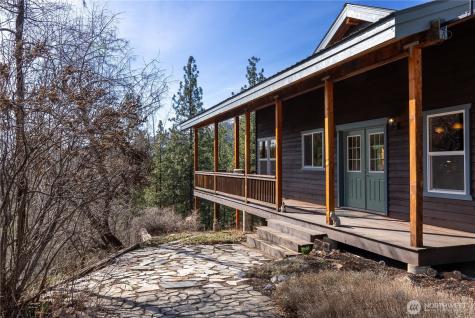26 Smith Canyon Road Carlton WA 98814