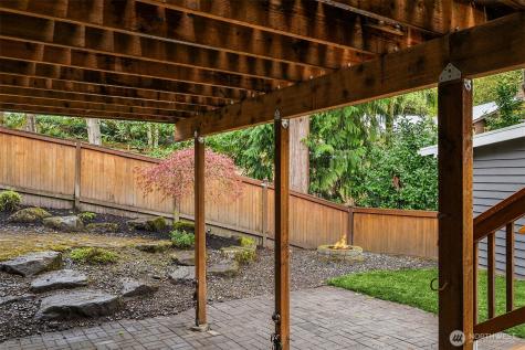 15803 81st Avenue NE Kenmore WA 98028